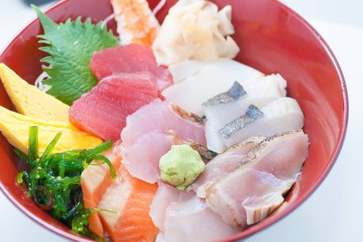 鮮魚の琉球　海鮮丼